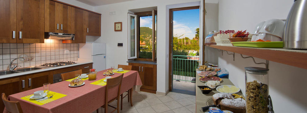 Bed and Breakfast Gli Dei Gemelli Аджерола Экстерьер фото
